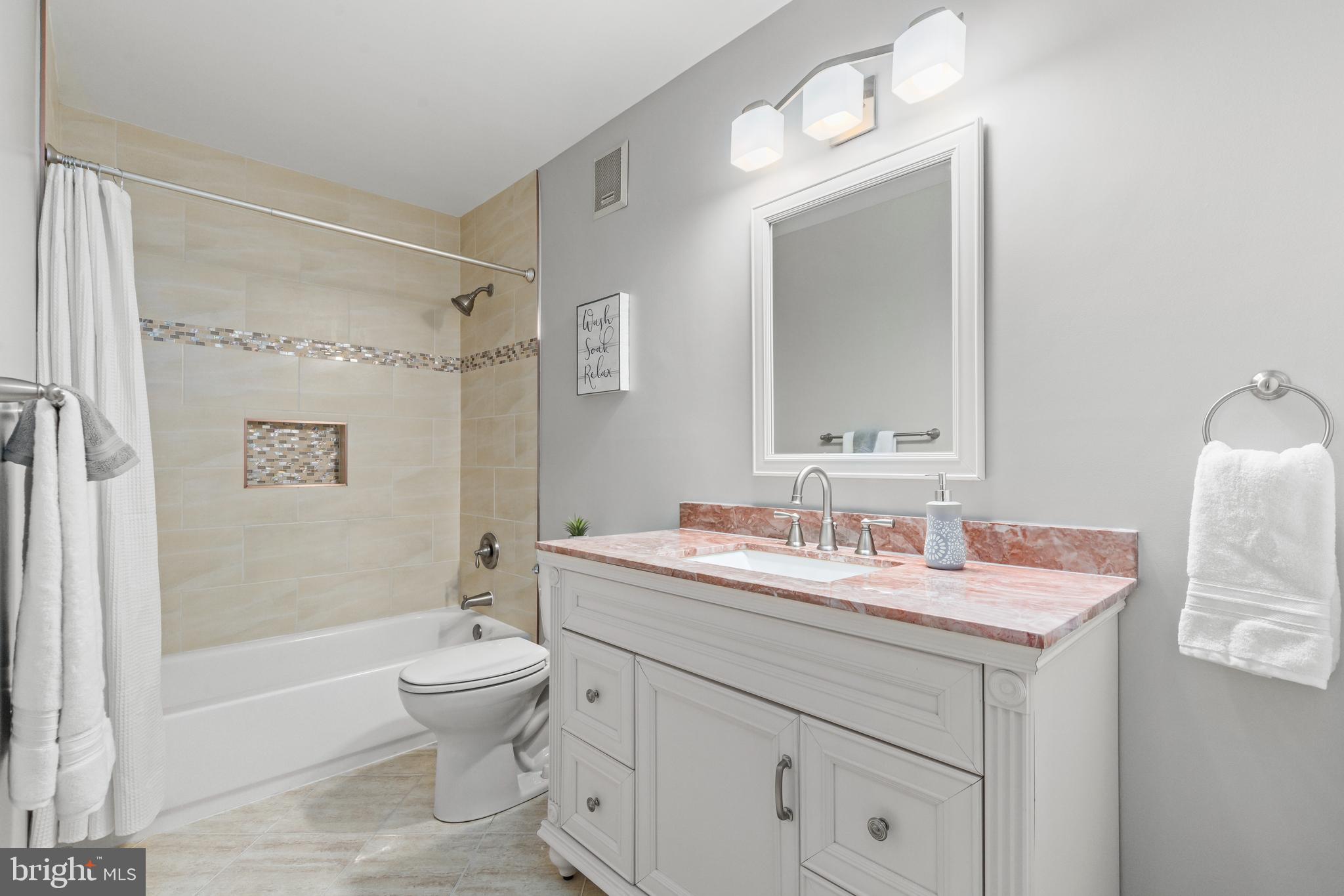 WILLOW POINT - Residential