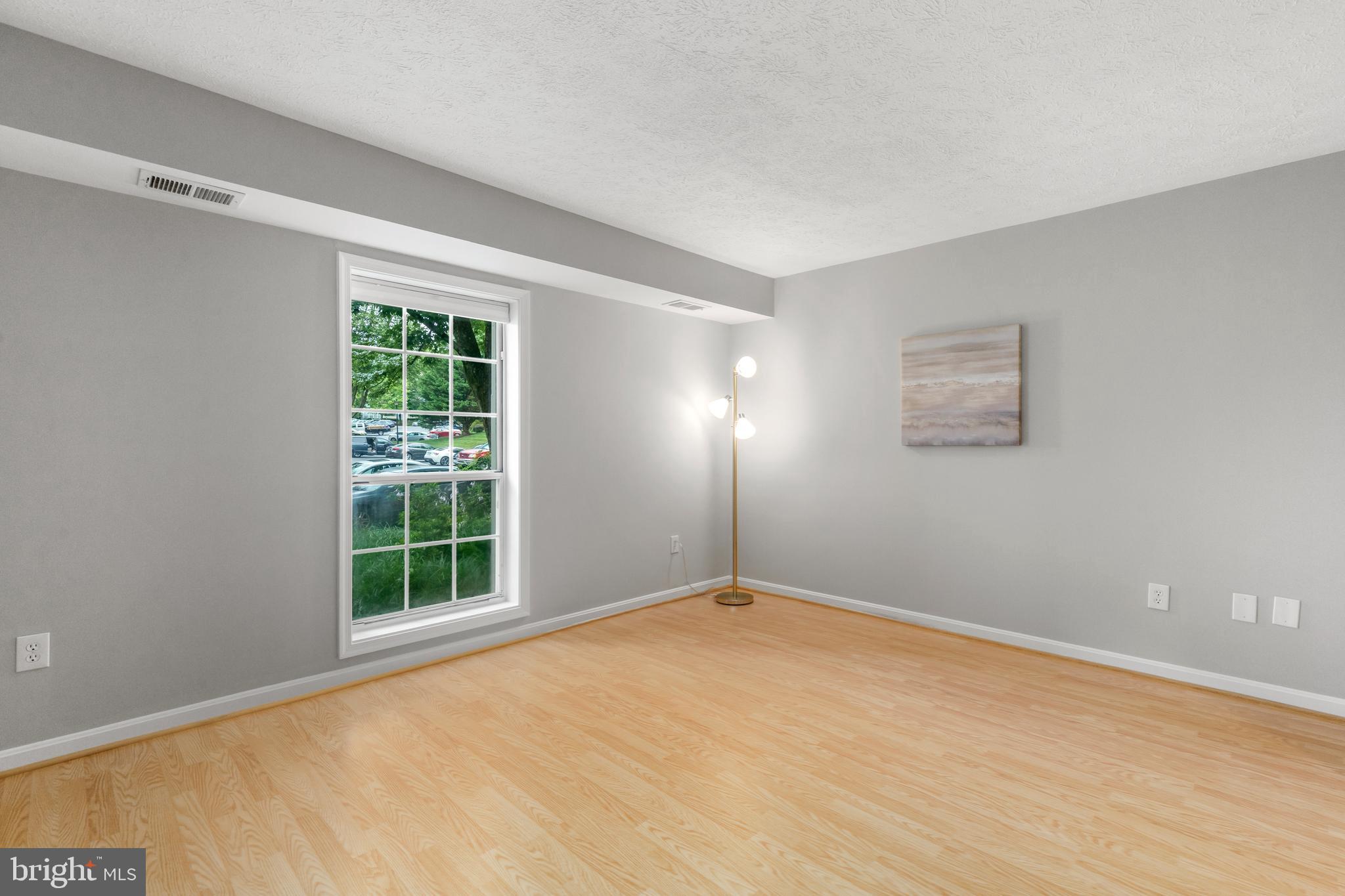 WILLOW POINT - Residential