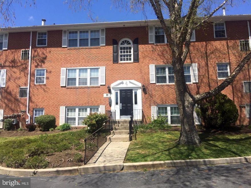 Unique Condo with remodeled Kitchen that was expanded into the Dining Area with Breakfast Bar and allowing for added cabinets and a larger refrig. Nice large Living Room to relax in.  A Master Bedroom with ceiling fan and the additional Bedroom features a large closet space.  The Hall Bath has also been newly renovated.  2nd Bedroom with stall shower.  Newer HVAC system in 2011.   Close to transportation, shopping and Major Routes. Freshly painted and cleaned, Ready for you to move right in!