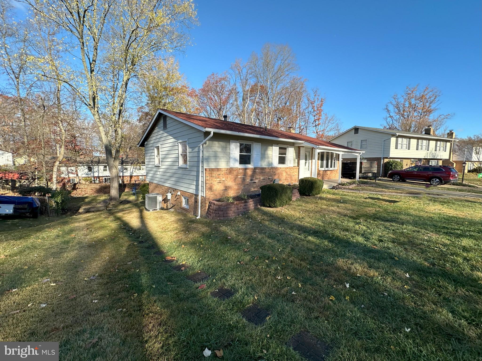 LAKE RIDGE - Residential