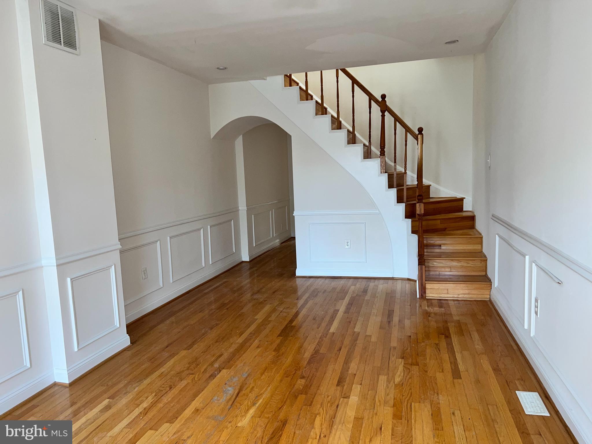 UPTON - Residential Lease