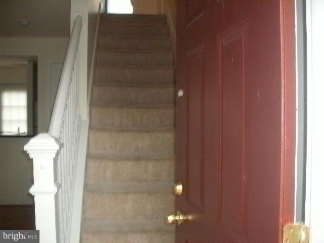 LAKELAND PARK - Residential Lease