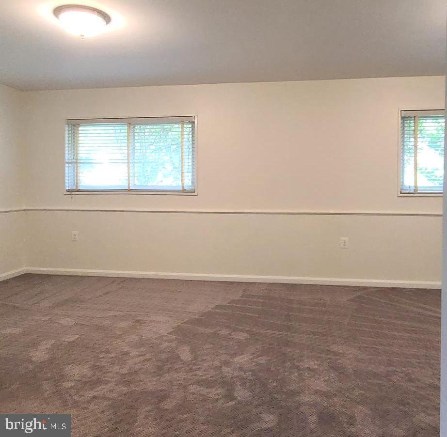 SEMINARY VALLEY - Residential Lease