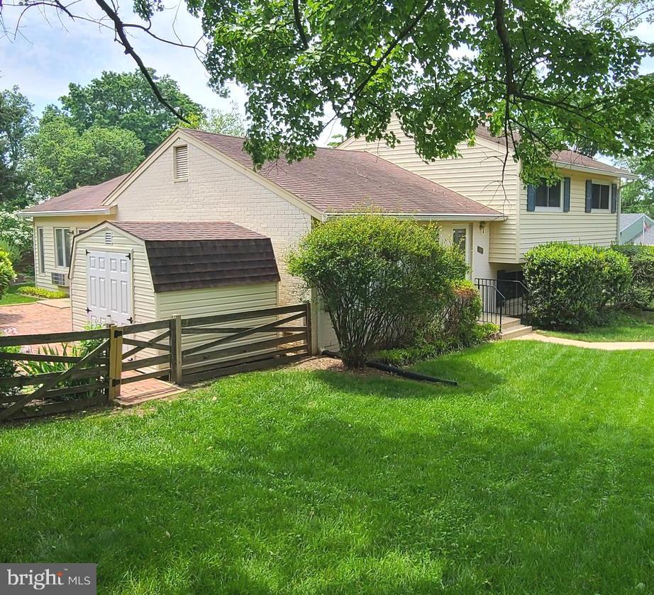 SEMINARY VALLEY - Residential Lease