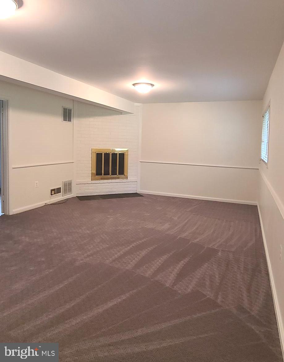 SEMINARY VALLEY - Residential Lease