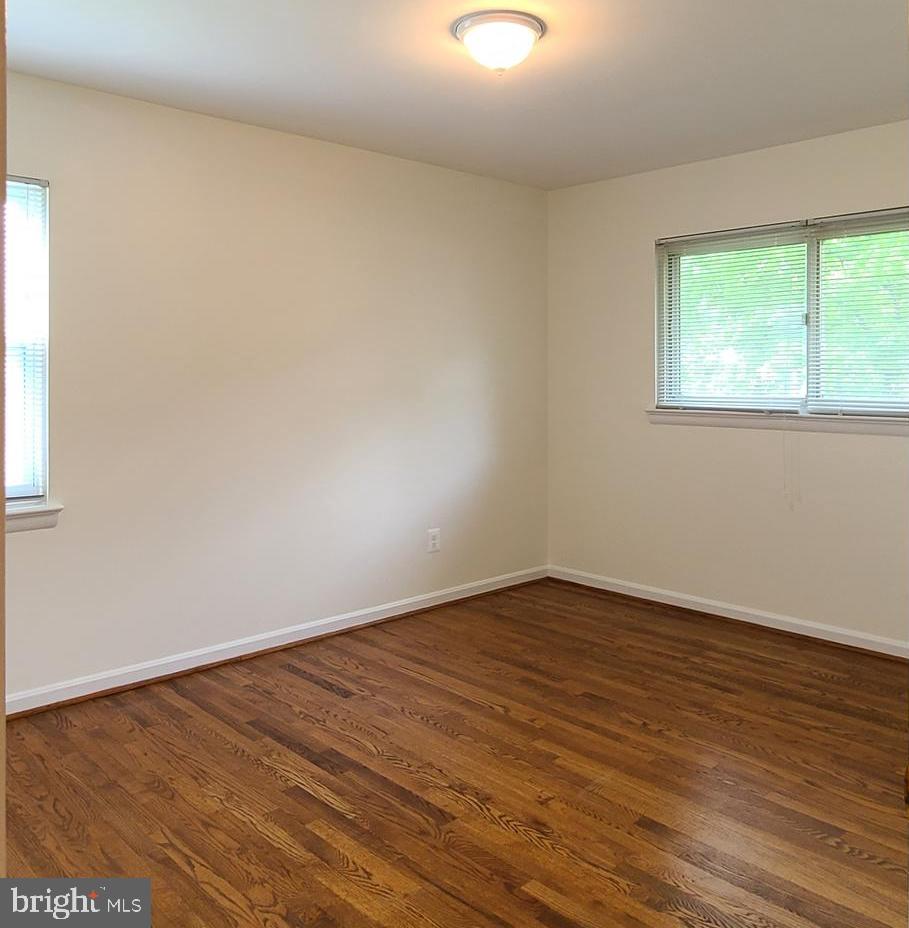 SEMINARY VALLEY - Residential Lease