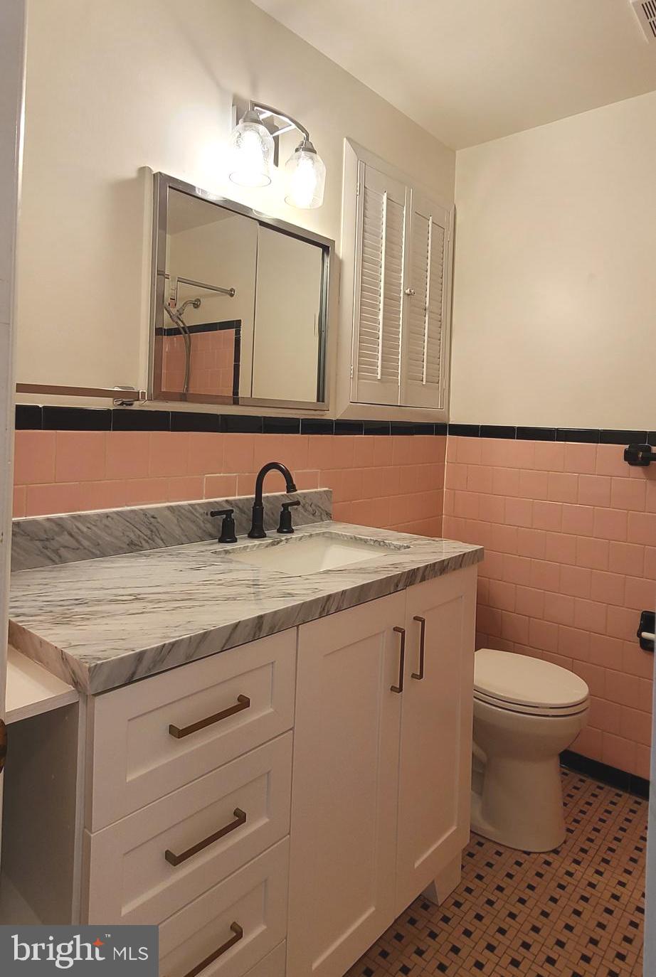 SEMINARY VALLEY - Residential Lease