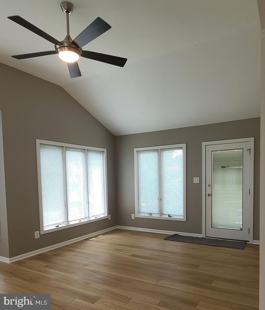 SEMINARY VALLEY - Residential Lease