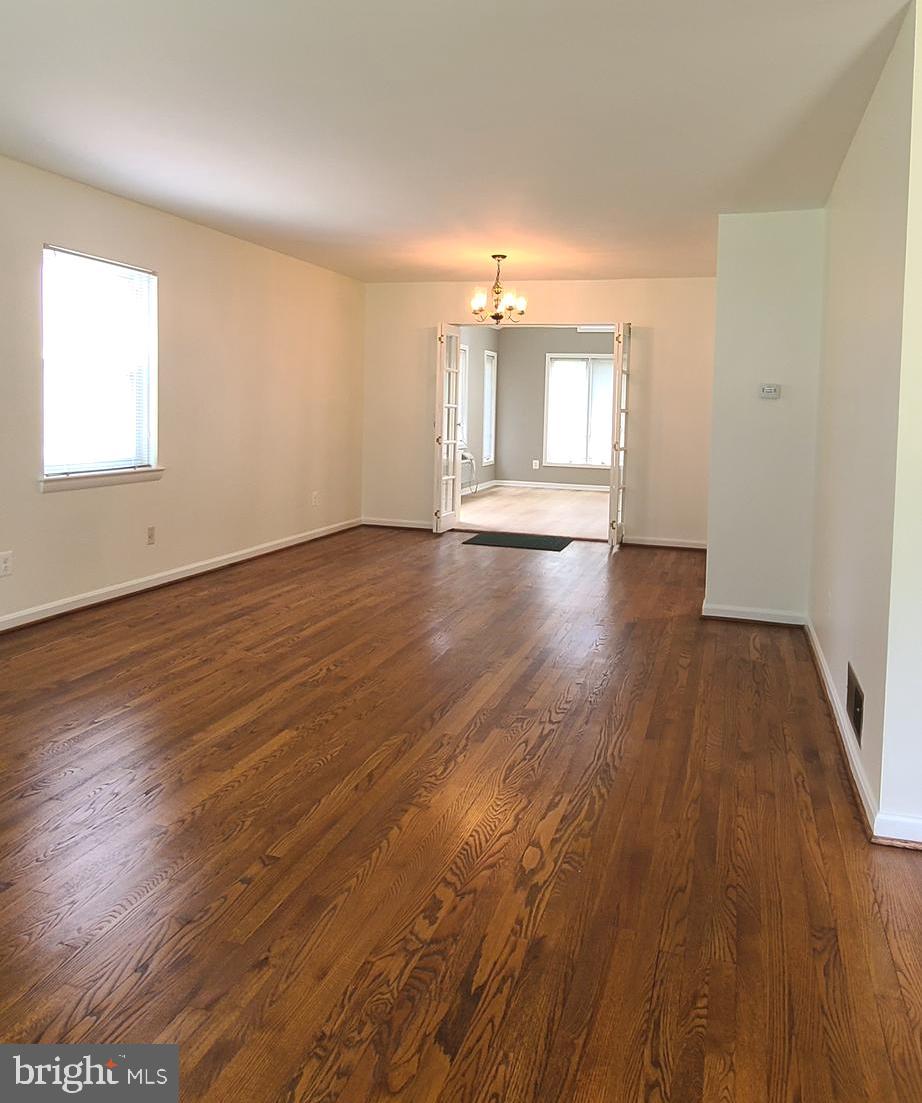 SEMINARY VALLEY - Residential Lease