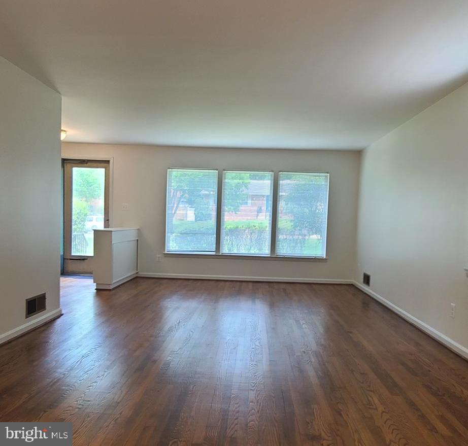 SEMINARY VALLEY - Residential Lease