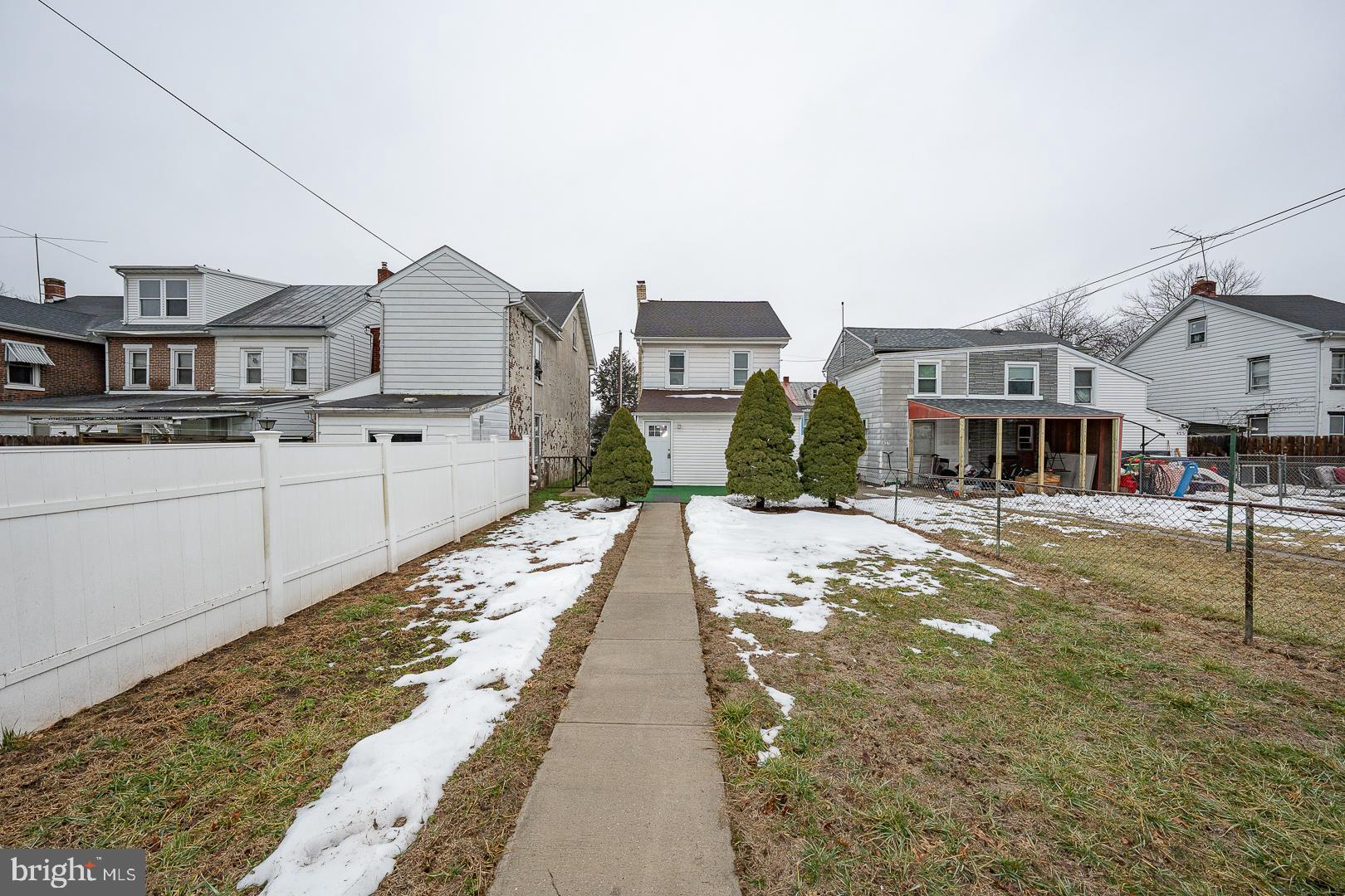 POTTSTOWN - Residential