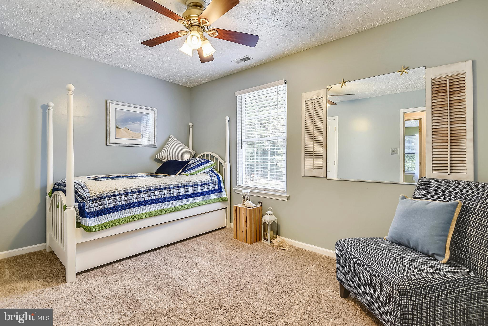 INDIAN CREEK - Residential