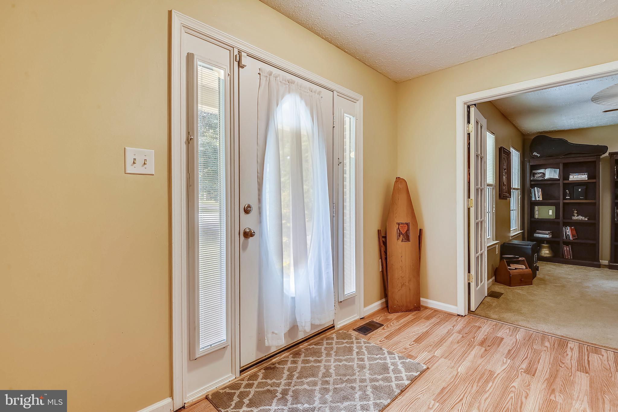 INDIAN CREEK - Residential