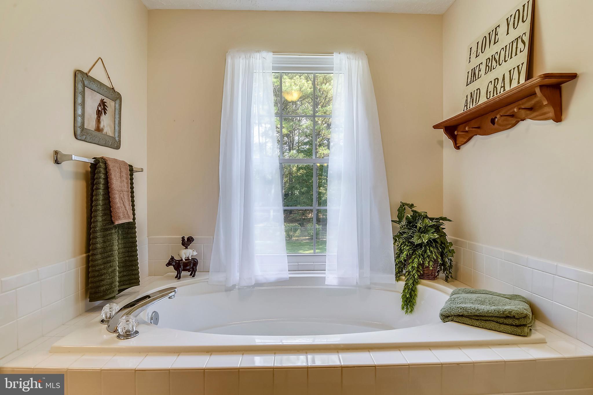 INDIAN CREEK - Residential