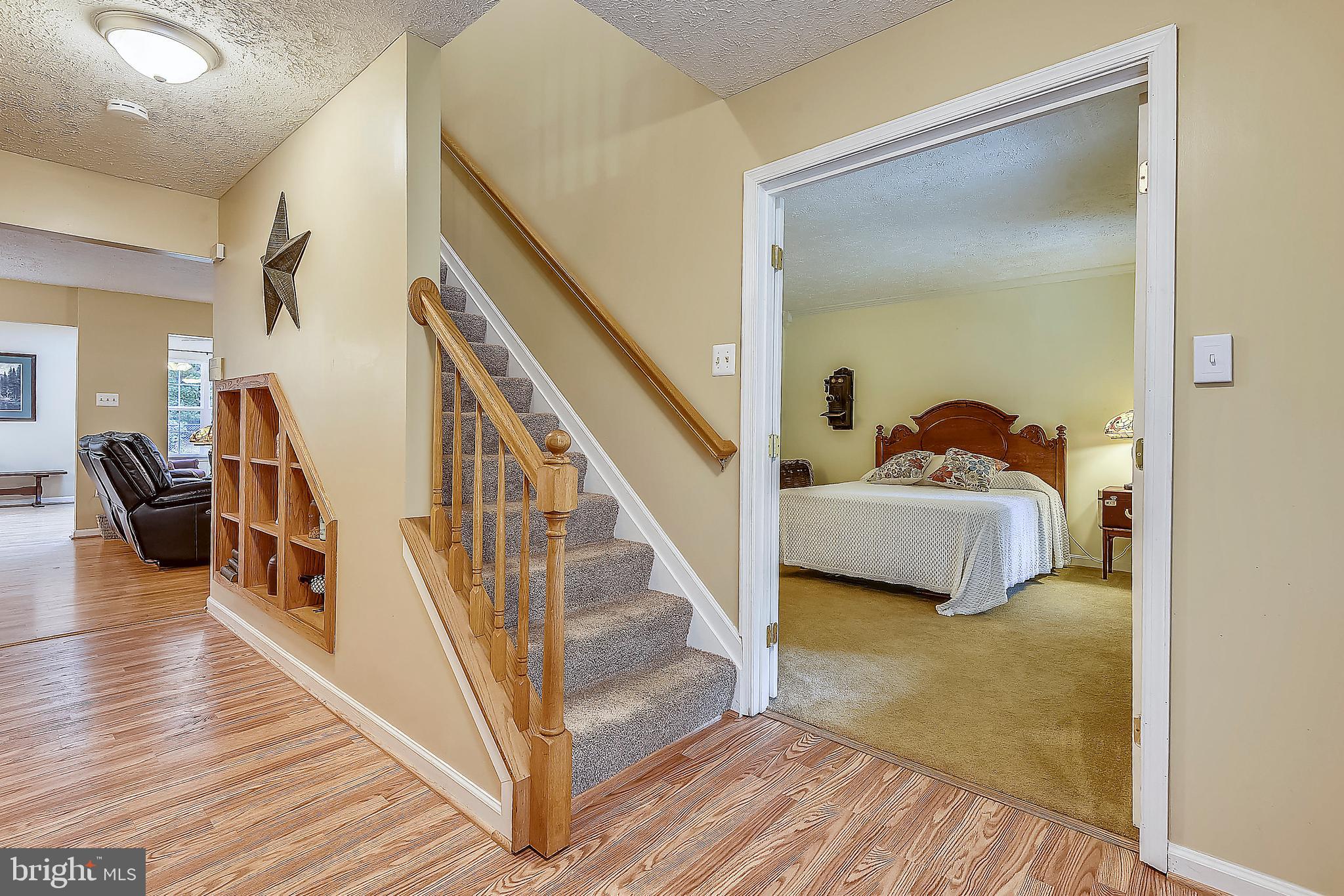 INDIAN CREEK - Residential