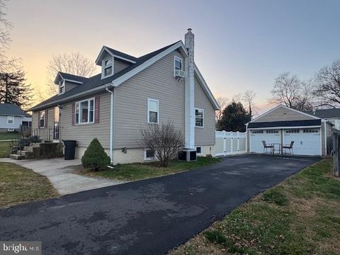Photo of 532 Welcome Lane, FEASTERVILLE TREVOSE, PA 19053 (MLS # PABU2110170)