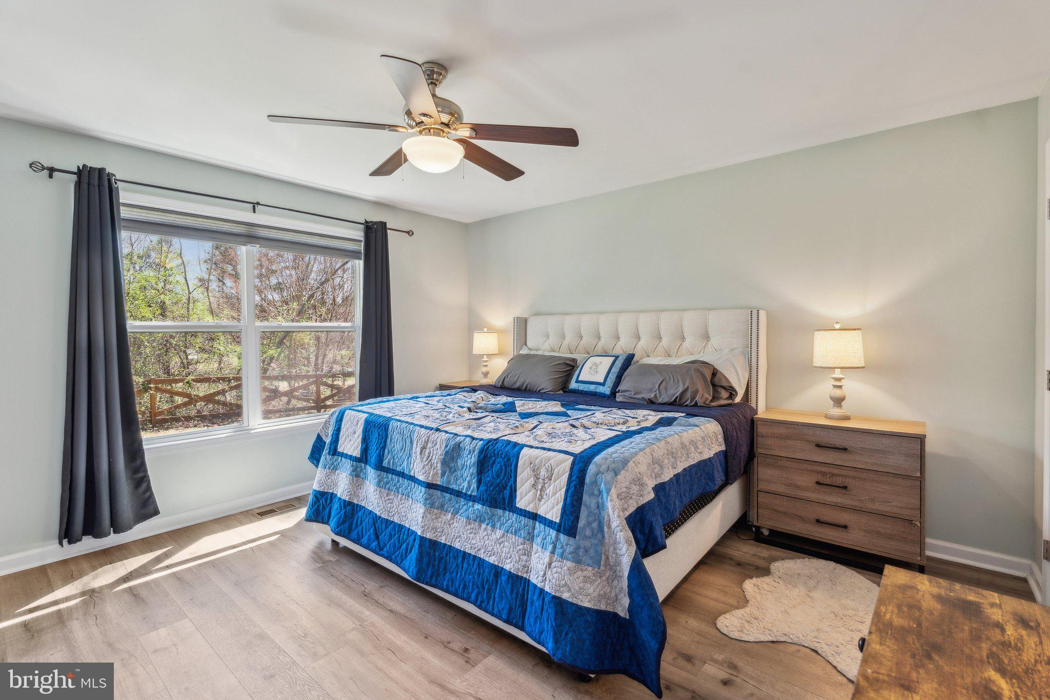 LAKE CAROLINE - Residential