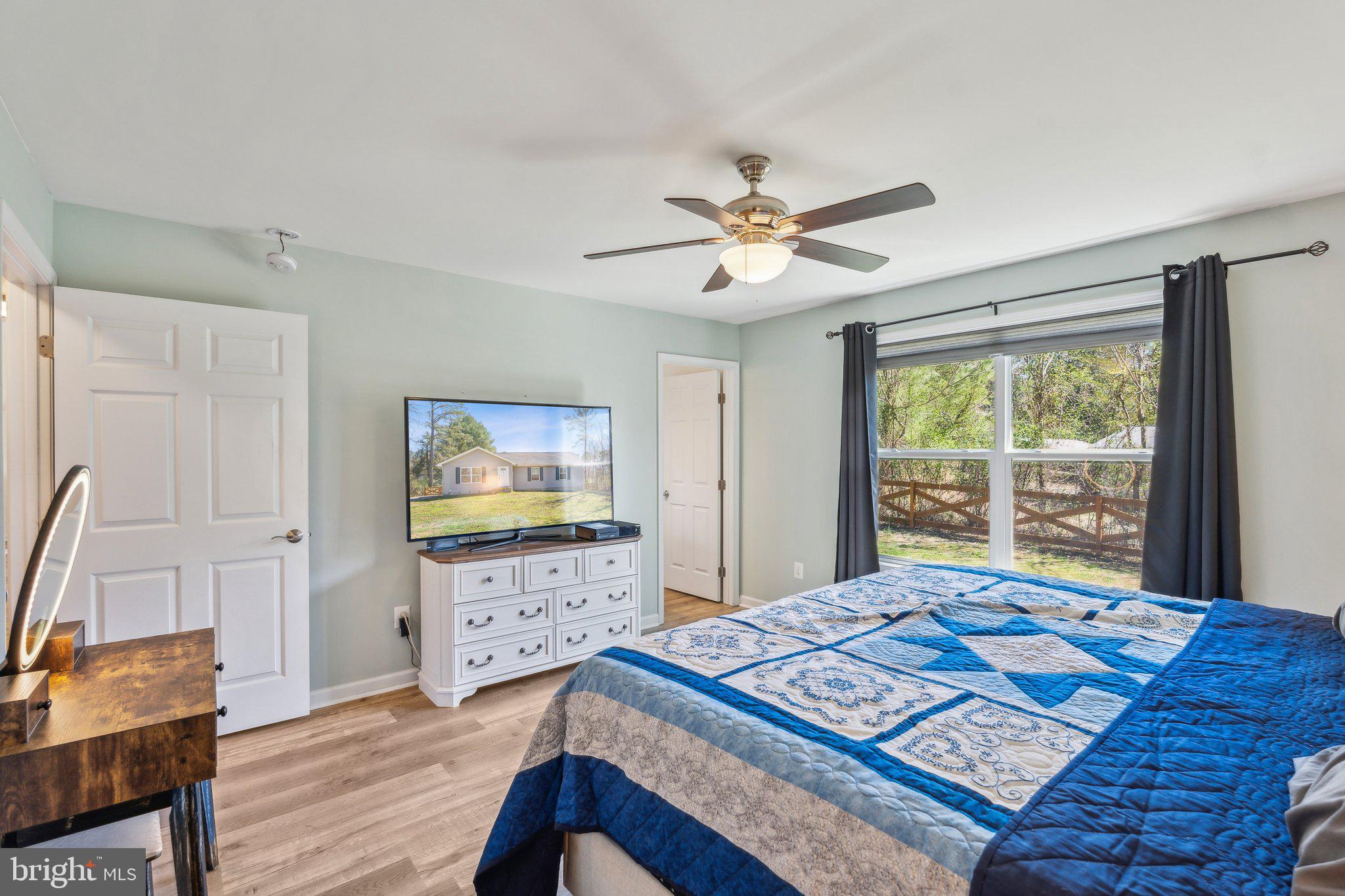 LAKE CAROLINE - Residential