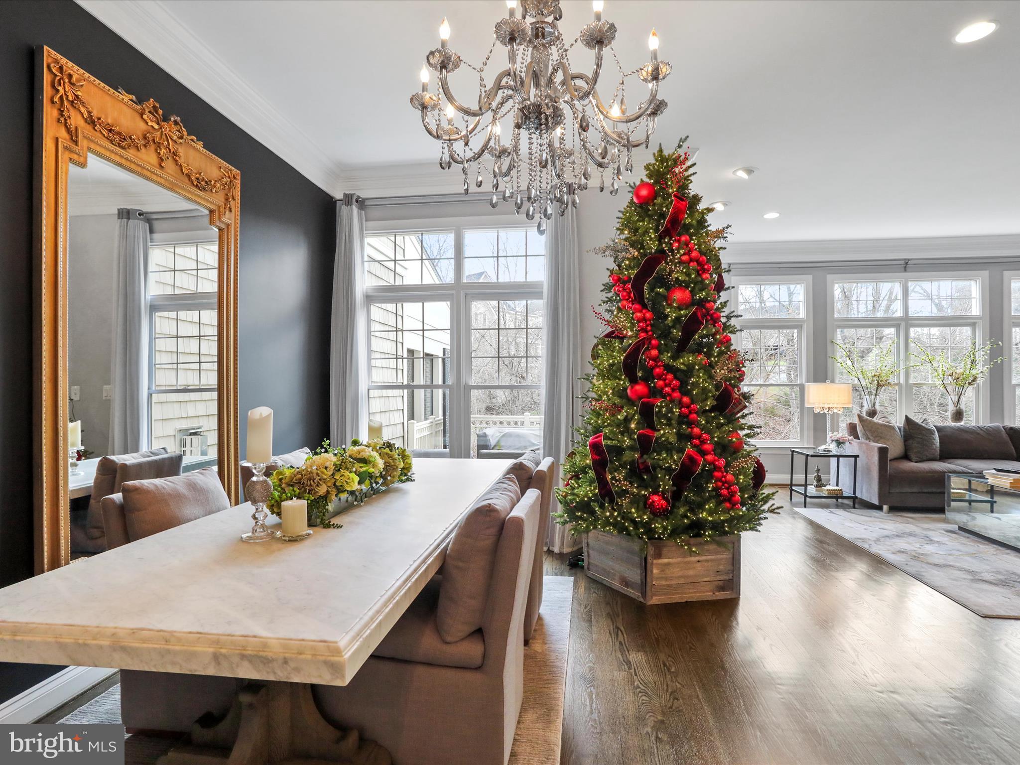 RIVER CREEK - Residential