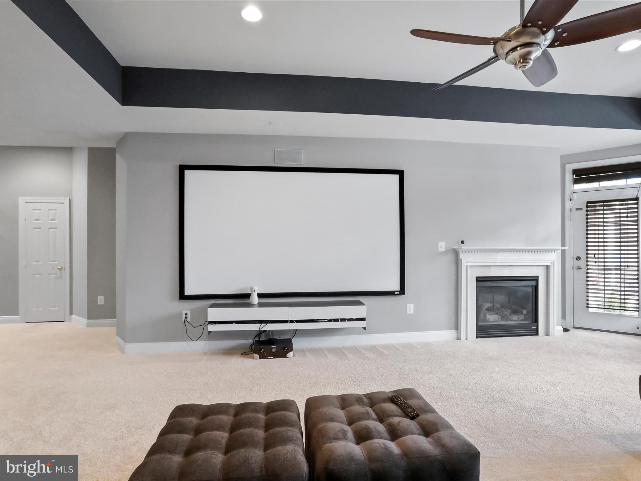 RIVER CREEK - Residential