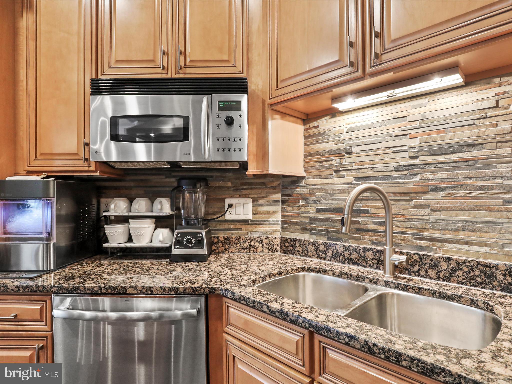 RIVER CREEK - Residential