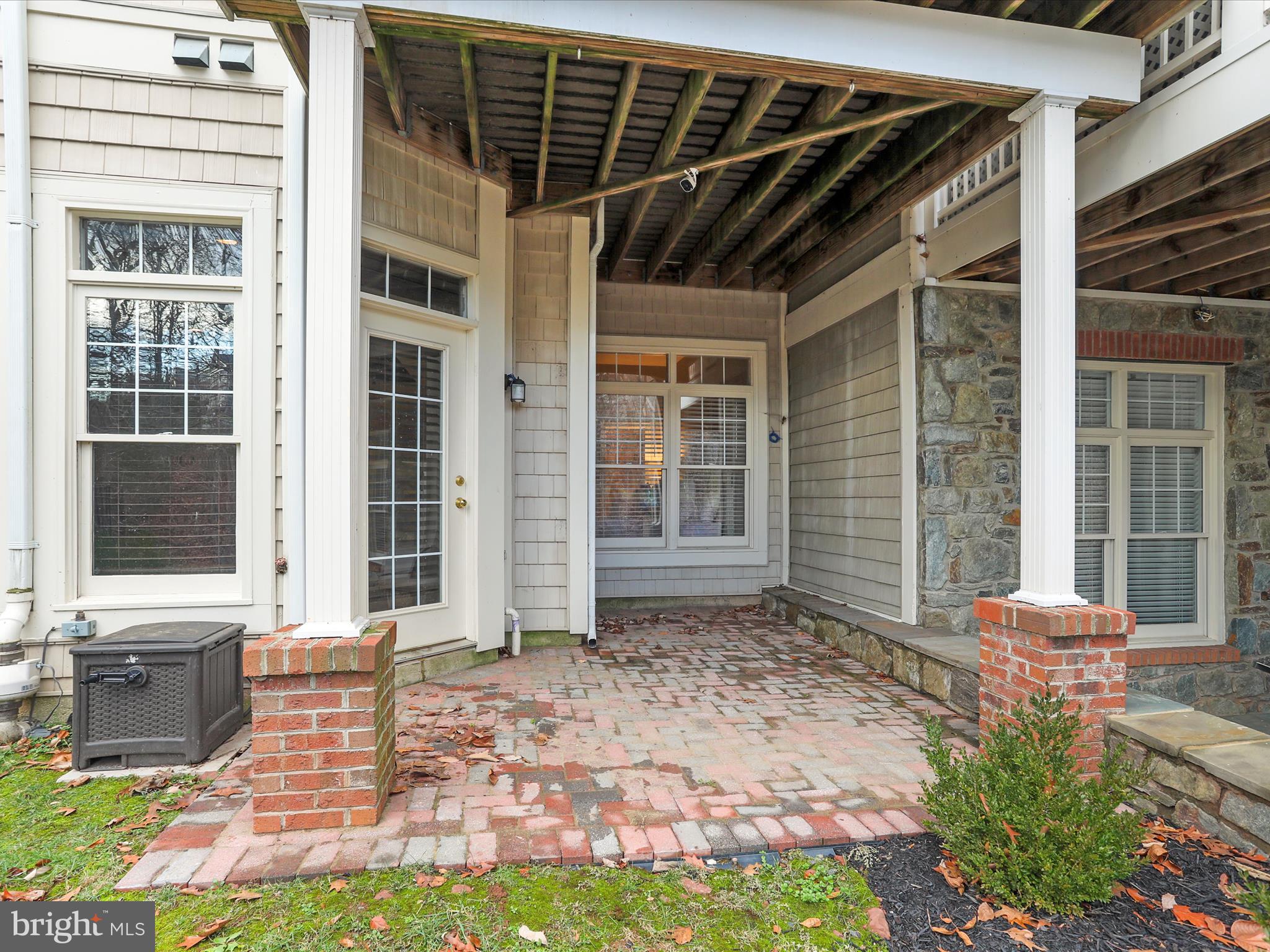 RIVER CREEK - Residential