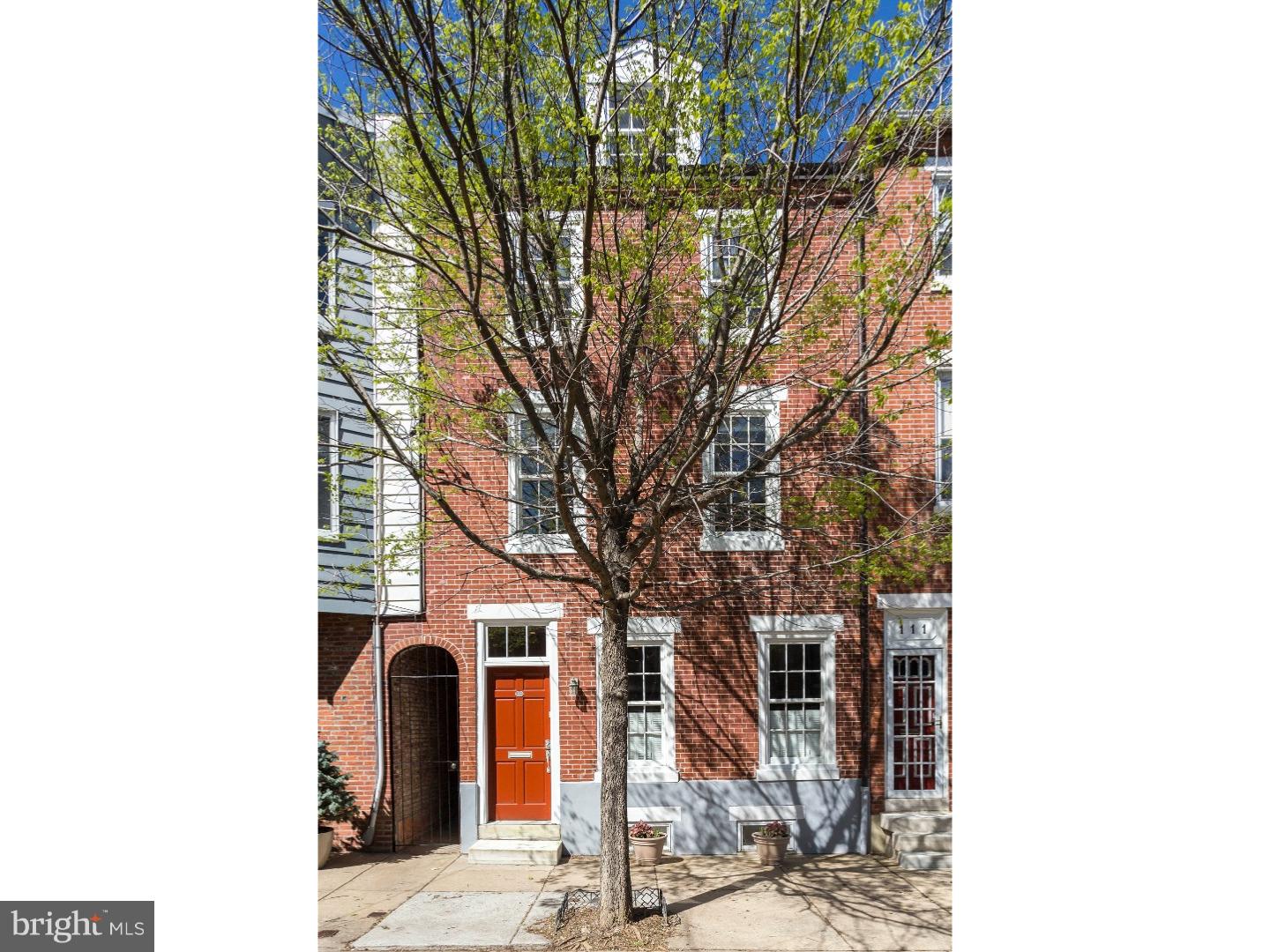 QUEEN VILLAGE - Residential