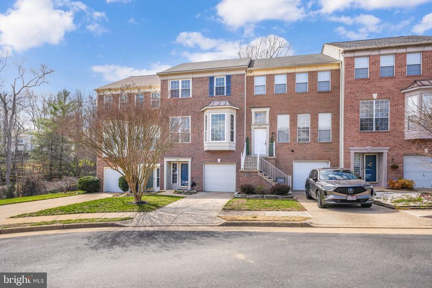 Multiple Offers Received * New on Market in Lake Ridge * 1st SHOWINGS AND OPEN HOUSE ON SUNDAY March 30th  (OH 1-3 pm).  Gorgeous Townhouse with private Garage.  Home Enhancements List in MLS.