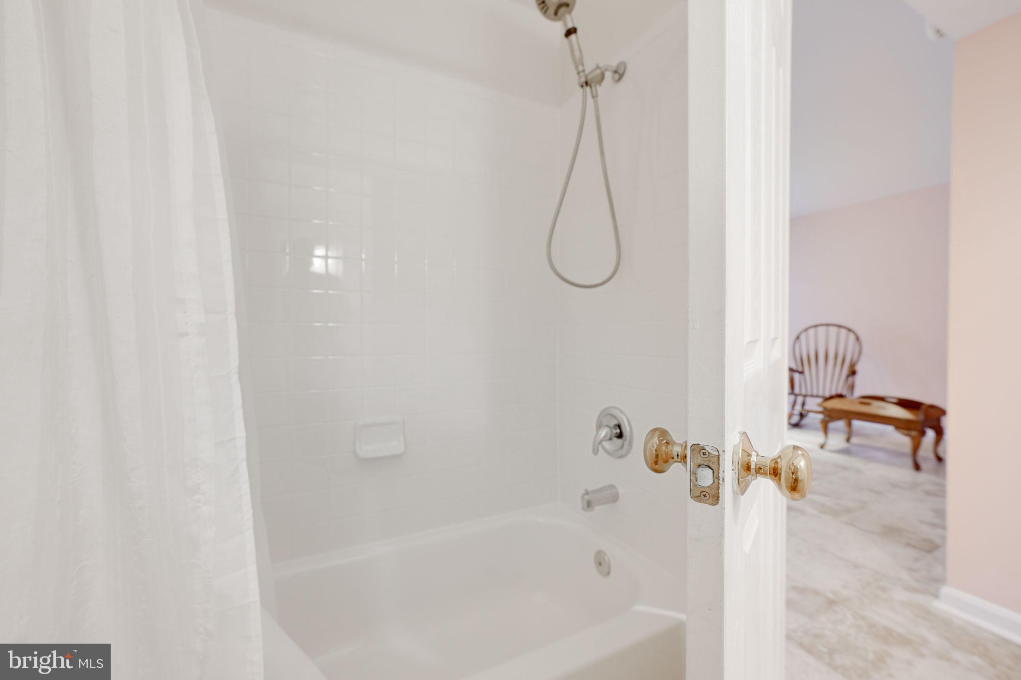 RIDGELEIGH - Residential