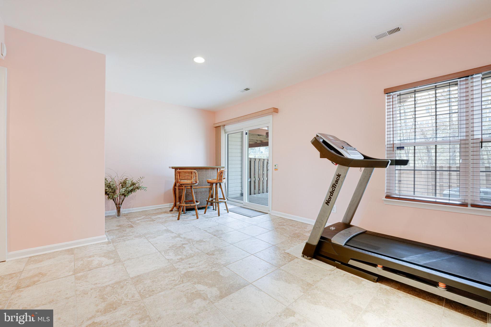 RIDGELEIGH - Residential