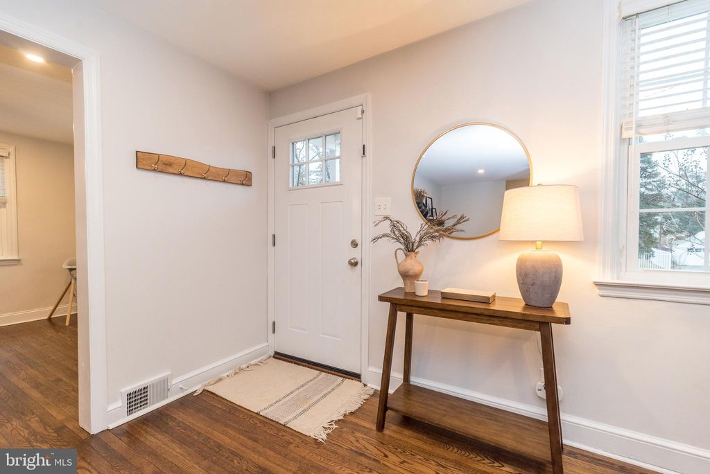 Photo of 8 Myrtle Avenue, HAVERTOWN, PA 19083 (MLS # PADE2109674)