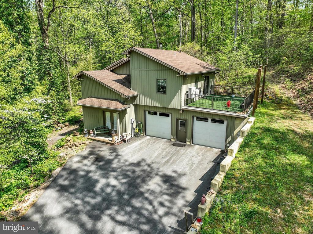 Photo of 127 Halls Road, RED LION, PA 17356 (MLS # PAYK2090976)