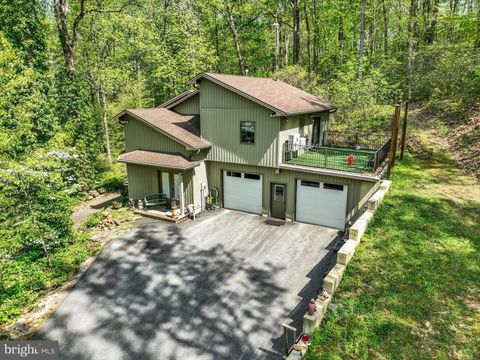 127 HALLS ROAD RED LION PA 17356