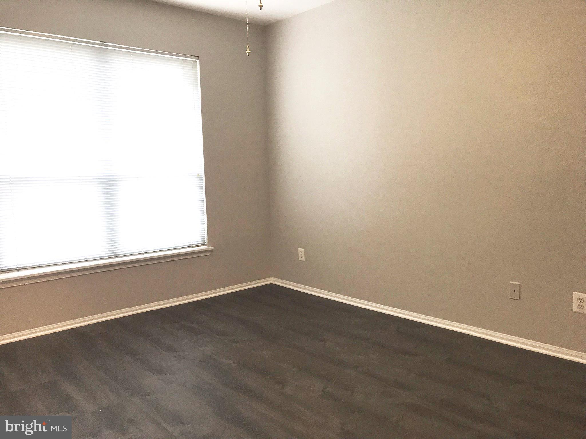 GATES OF MCLEAN - Residential