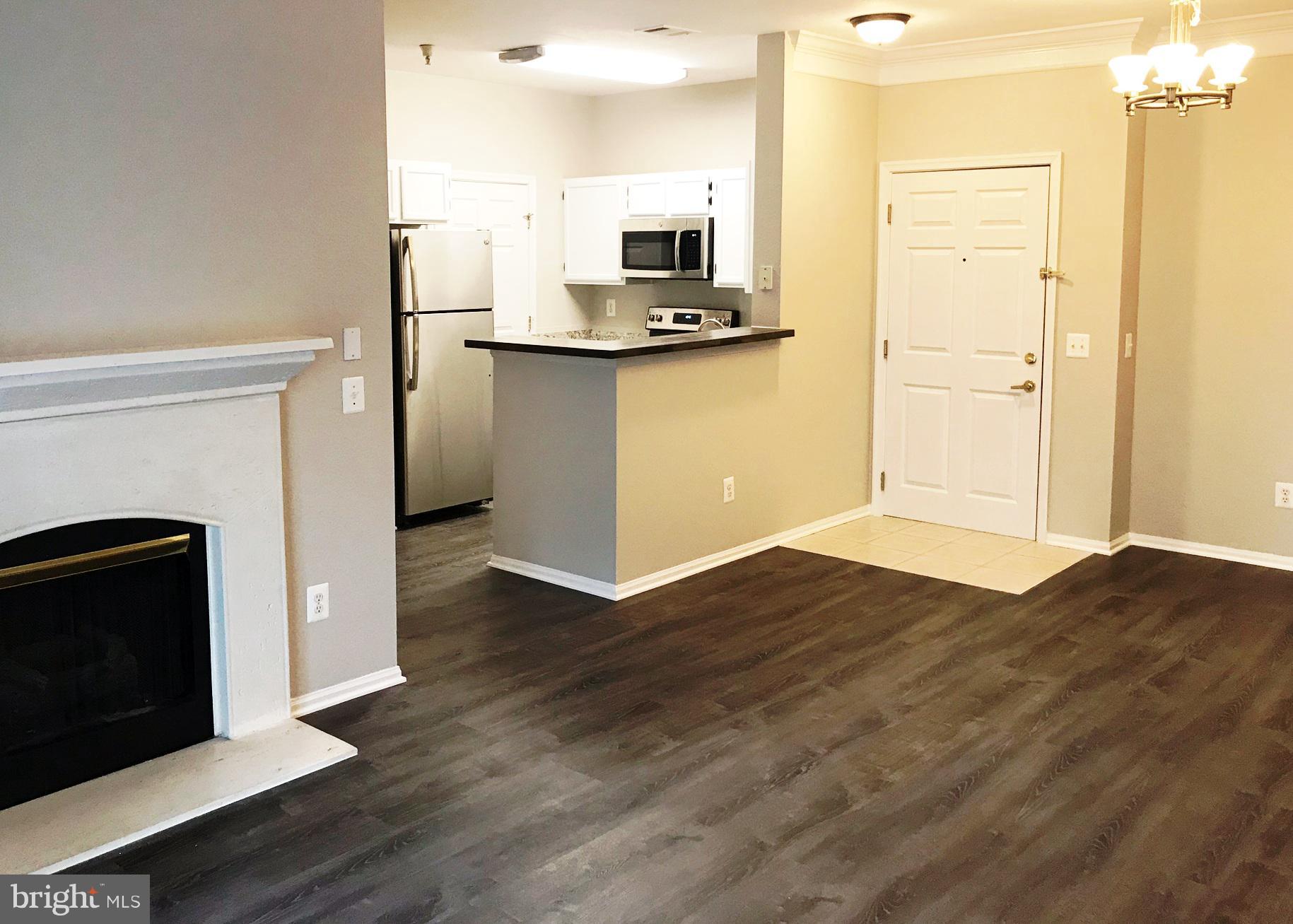 GATES OF MCLEAN - Residential