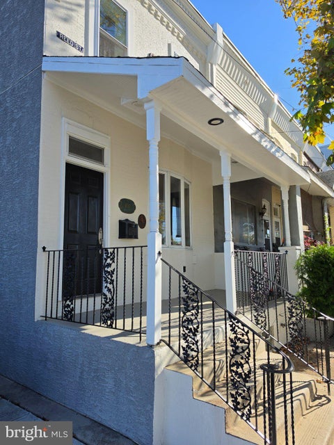 Townhouse For Rent - 3637 Reed Street<br/> PHILADELPHIA, PA 19146