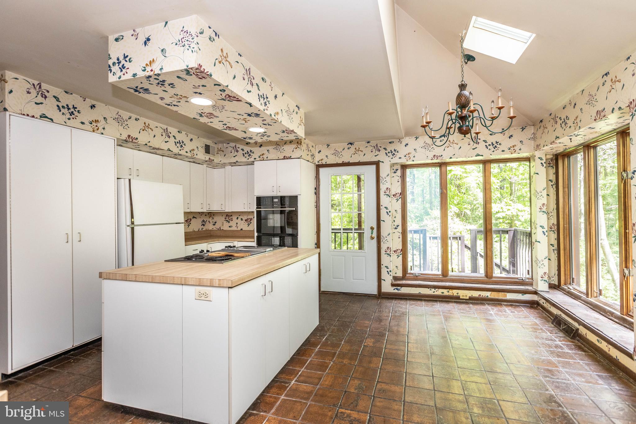 CHESTNUT RIDGE - Residential