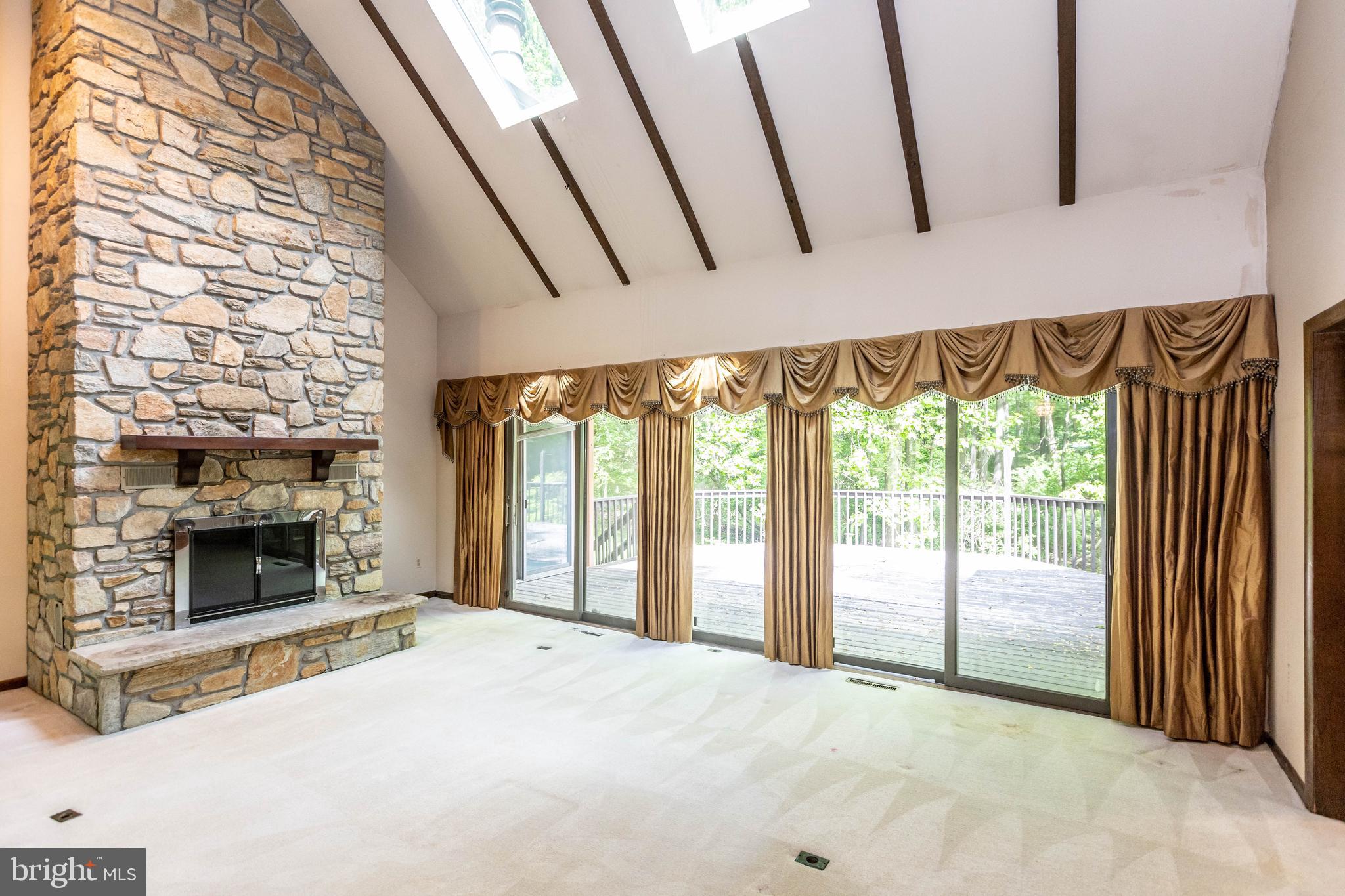 CHESTNUT RIDGE - Residential