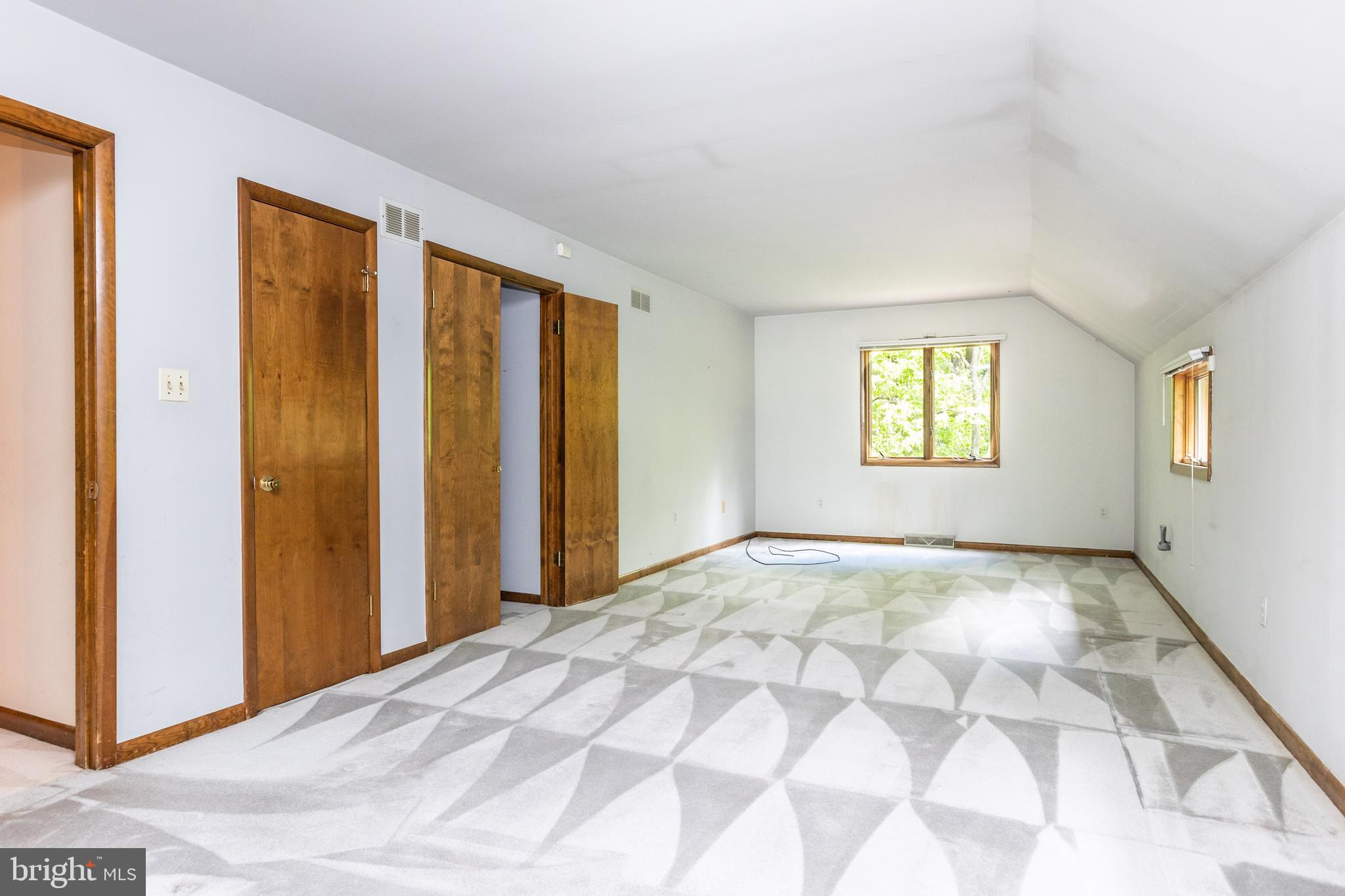 CHESTNUT RIDGE - Residential