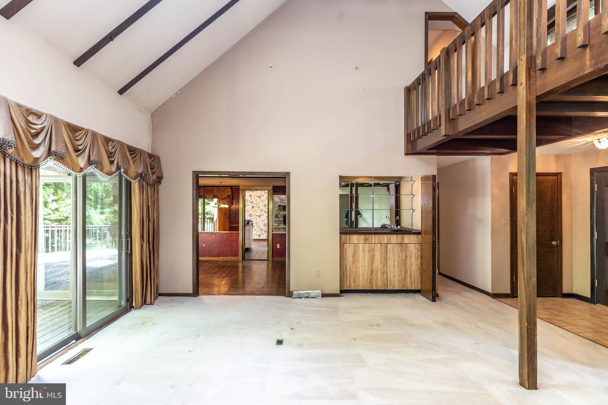 CHESTNUT RIDGE - Residential