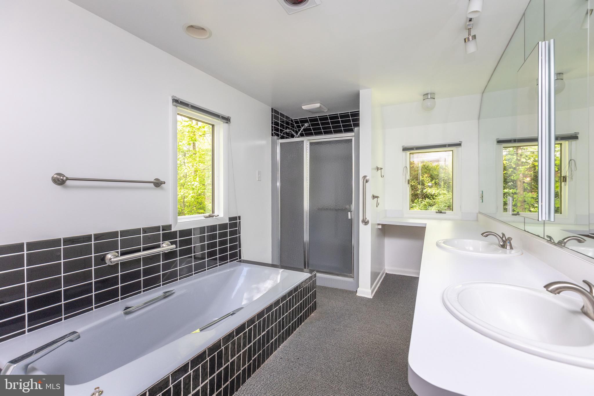 CHESTNUT RIDGE - Residential