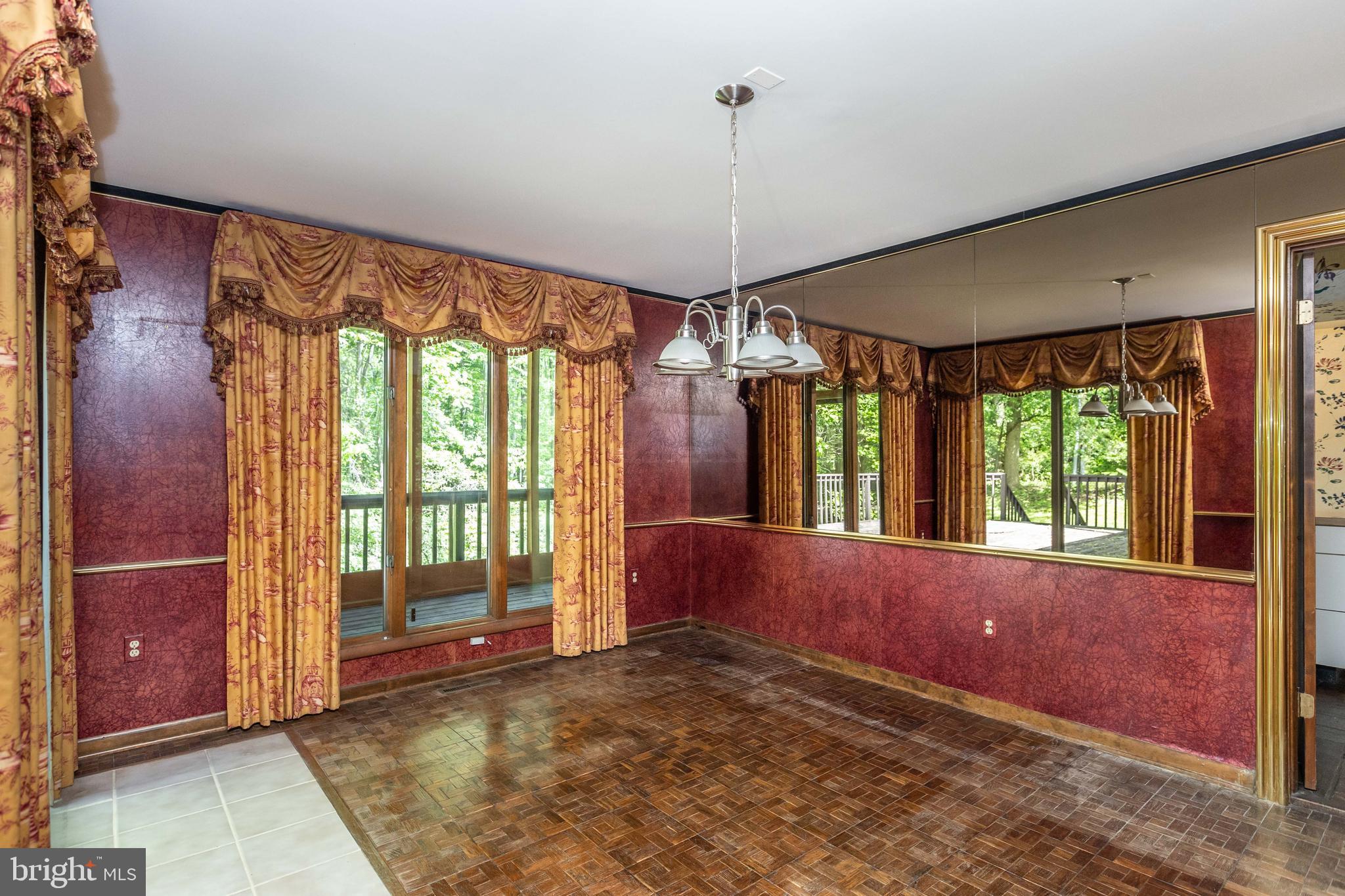 CHESTNUT RIDGE - Residential