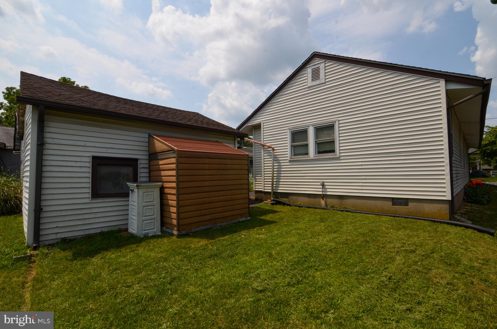 40 LANSING AVENUE