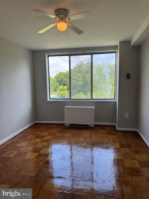 RIVER TOWERS - Residential Lease