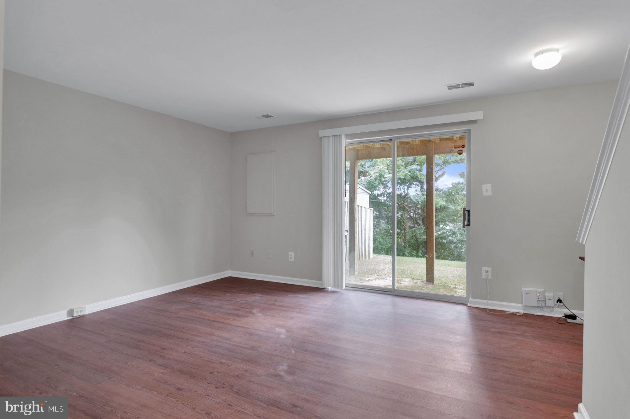 WINSLOW CHASE - Residential