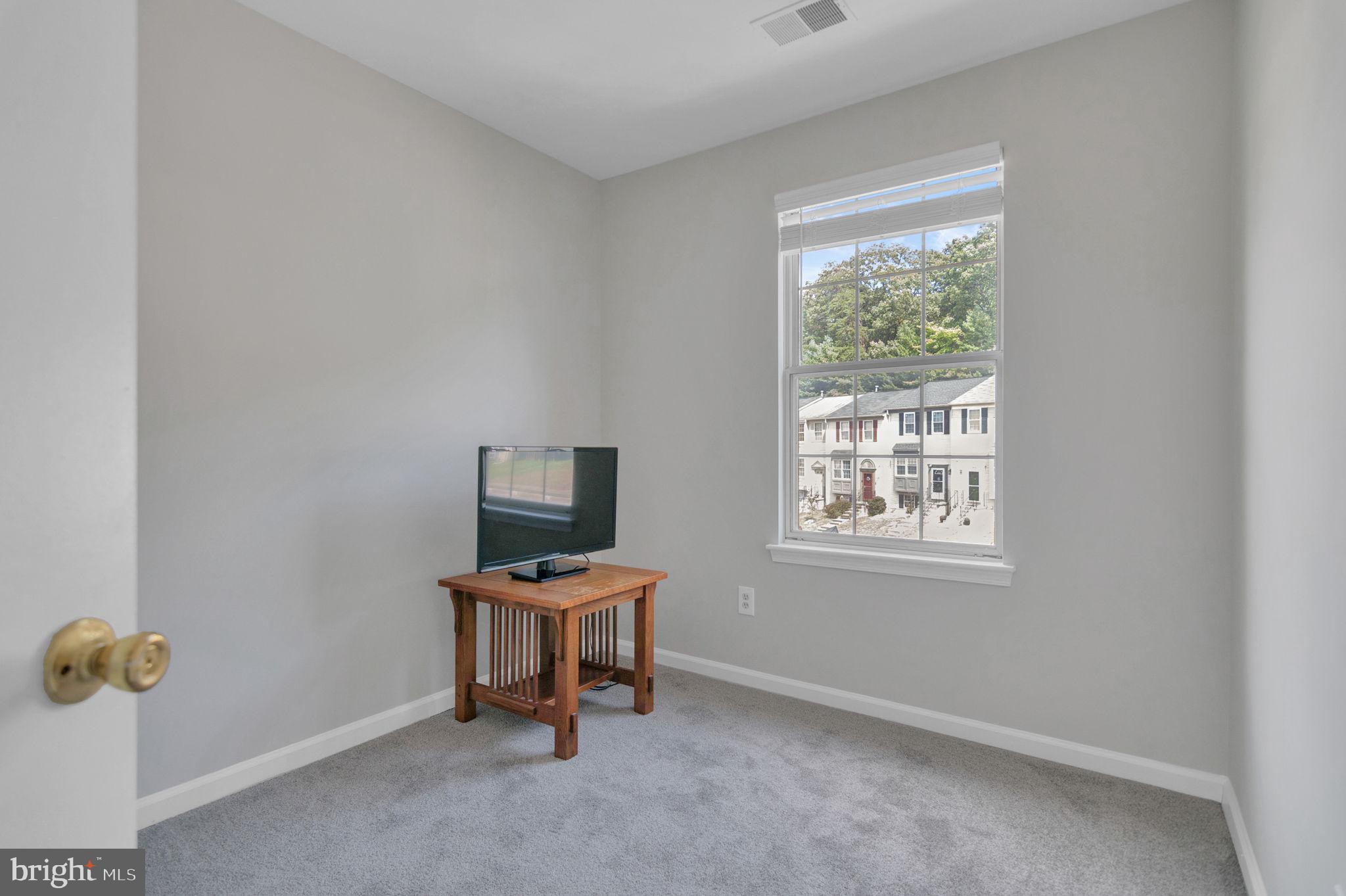 WINSLOW CHASE - Residential