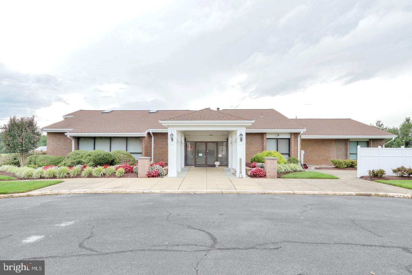 ST CHARLES SUB - WAKEFIELD - Residential