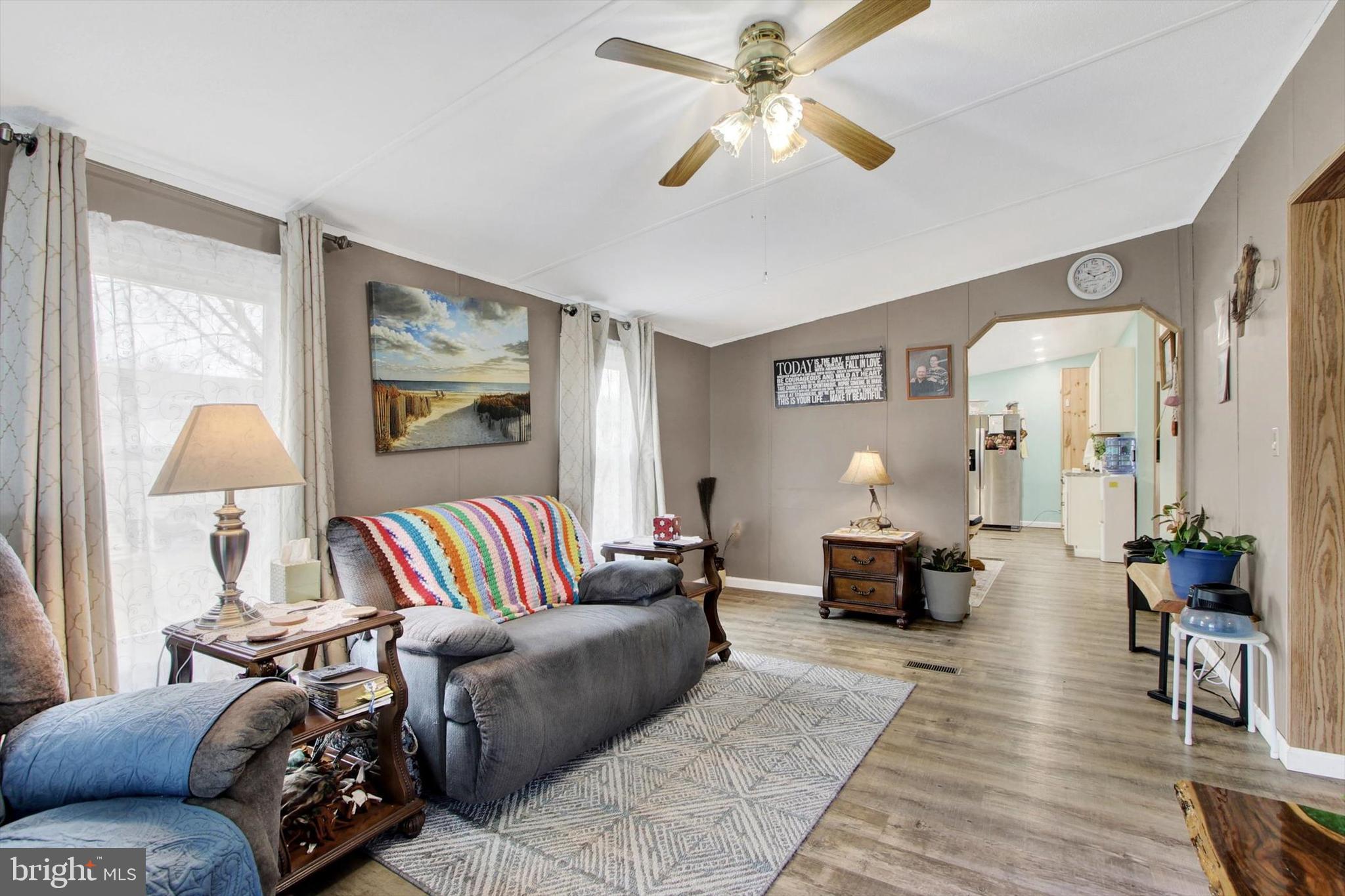 LINCOLN ESTATES - Residential