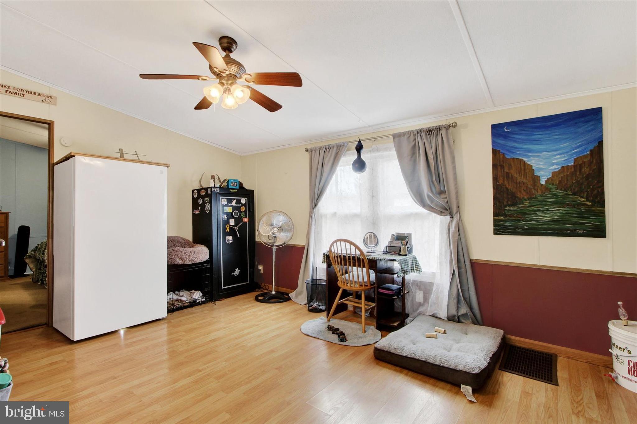 LINCOLN ESTATES - Residential