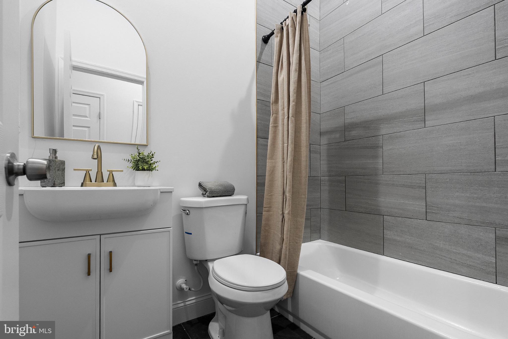 BOLTON HILL HISTORIC DISTRICT - Residential